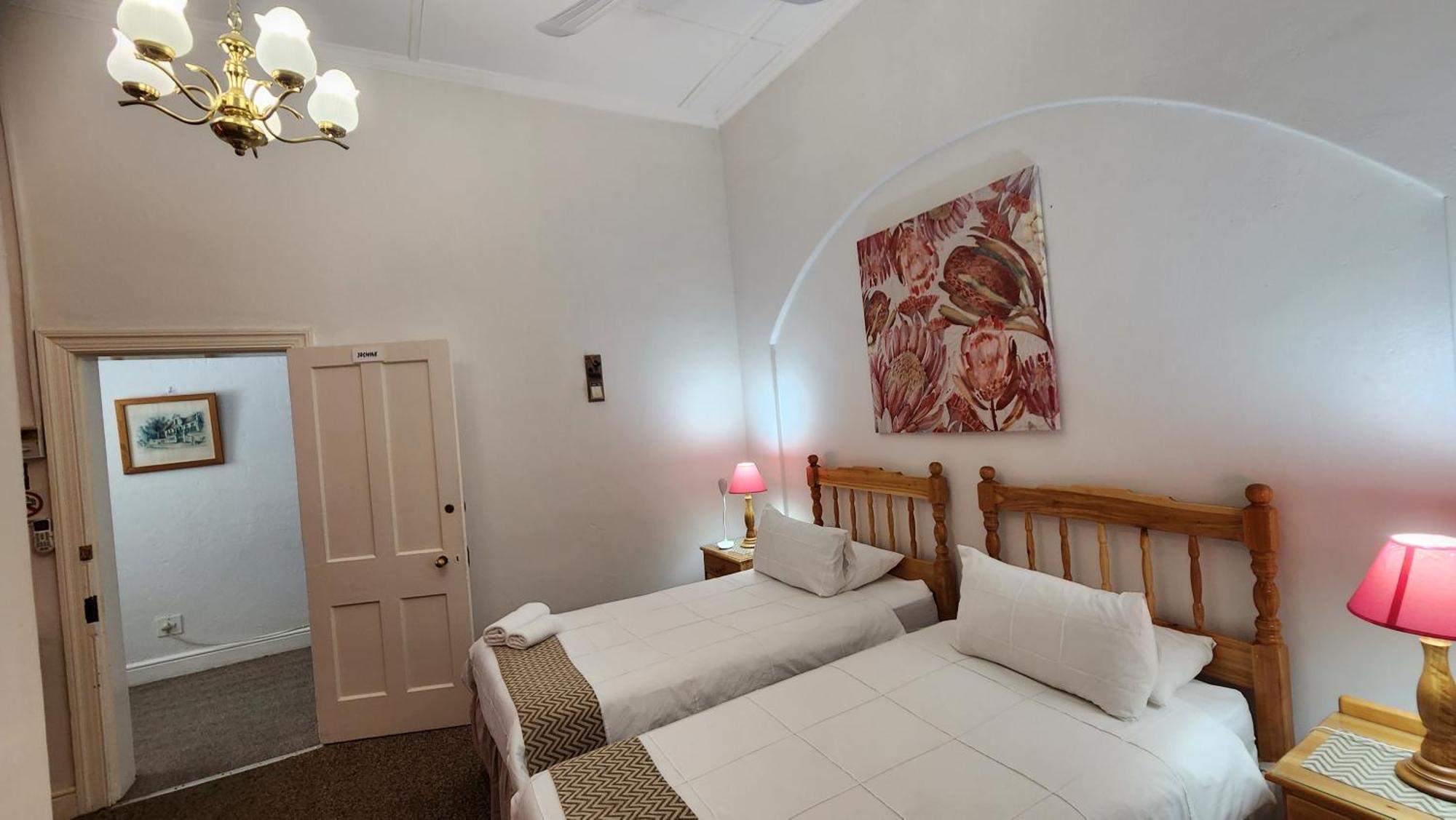 Country Village Graaff Reinet Bagian luar foto