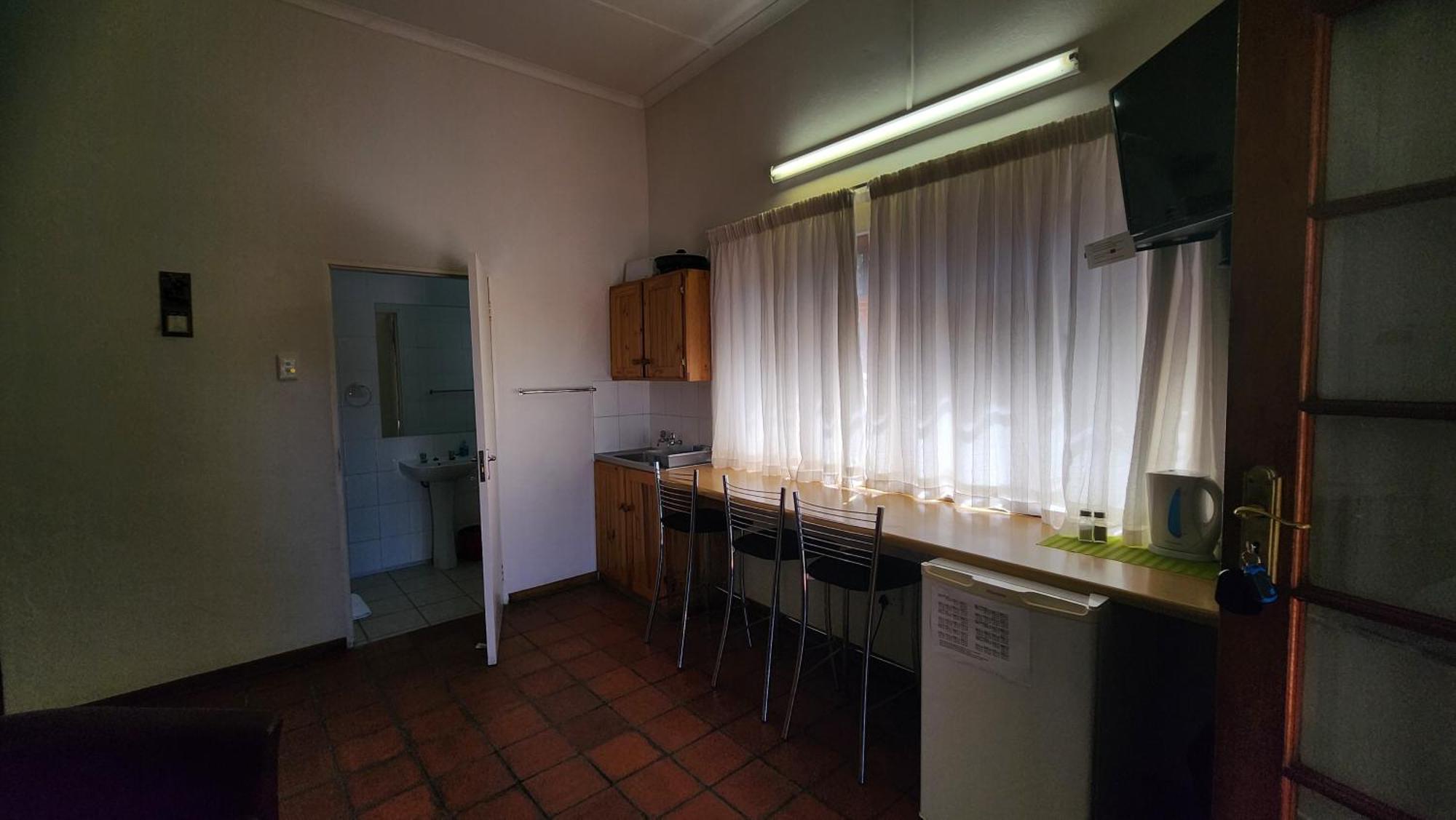 Country Village Graaff Reinet Bagian luar foto