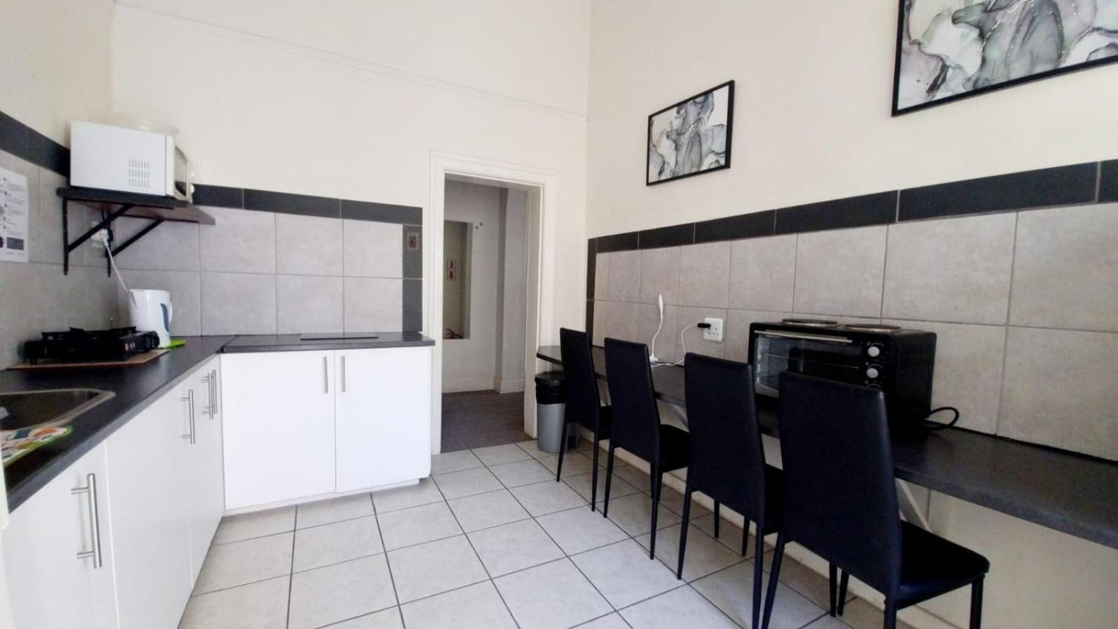Country Village Graaff Reinet Bagian luar foto
