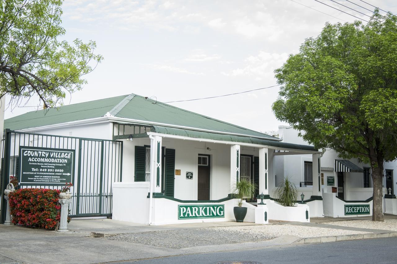 Country Village Graaff Reinet Bagian luar foto