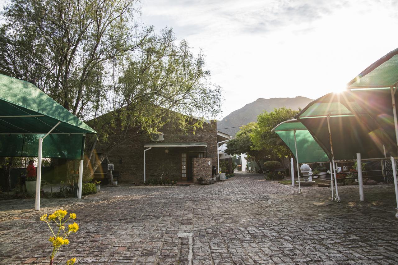 Country Village Graaff Reinet Bagian luar foto