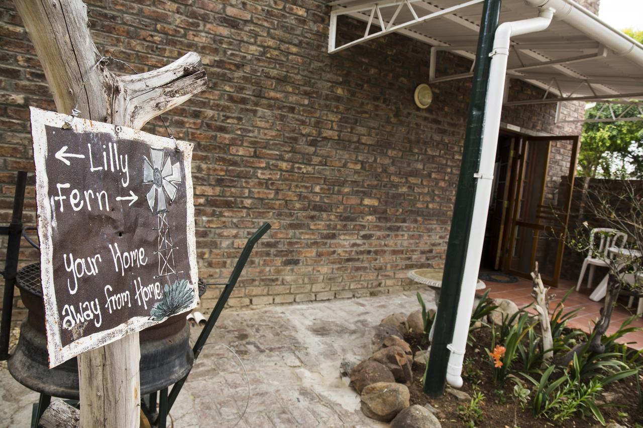 Country Village Graaff Reinet Bagian luar foto