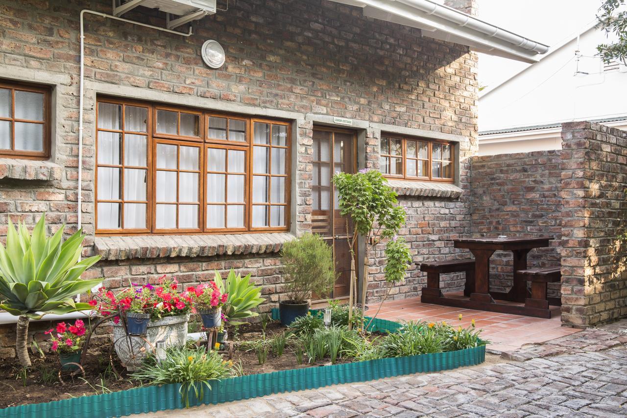 Country Village Graaff Reinet Bagian luar foto